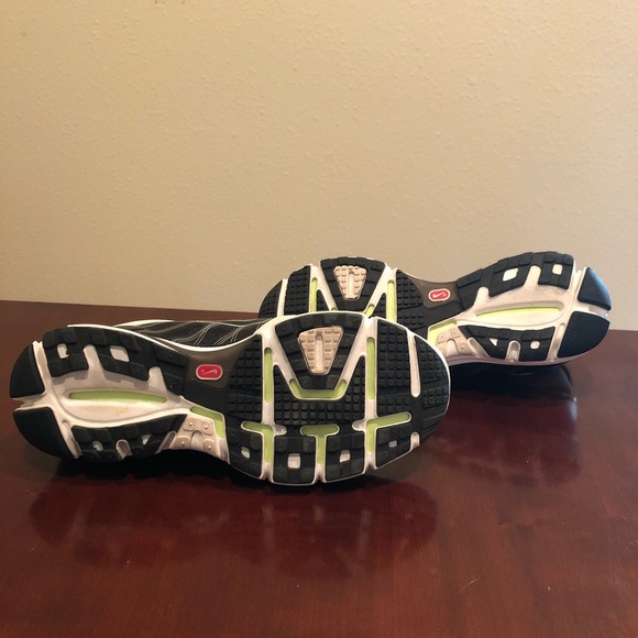 Nike sneakers - Picture 4 of 4